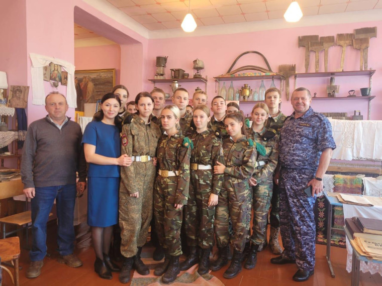 МКОУ "Полуямская СОШ" посетили ученики Михайловского лицея.
