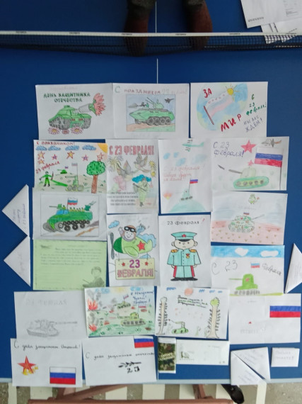 Ученики Назаровского филиала откликнулись на приближающийся День защитника Отечества.